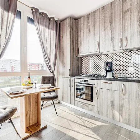 Ari Brownie Apartment - Luxurious Stay Arad Exterior photo
